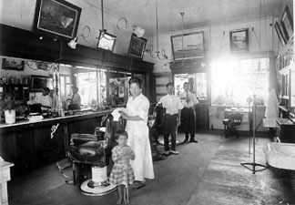 Lahina barbershop